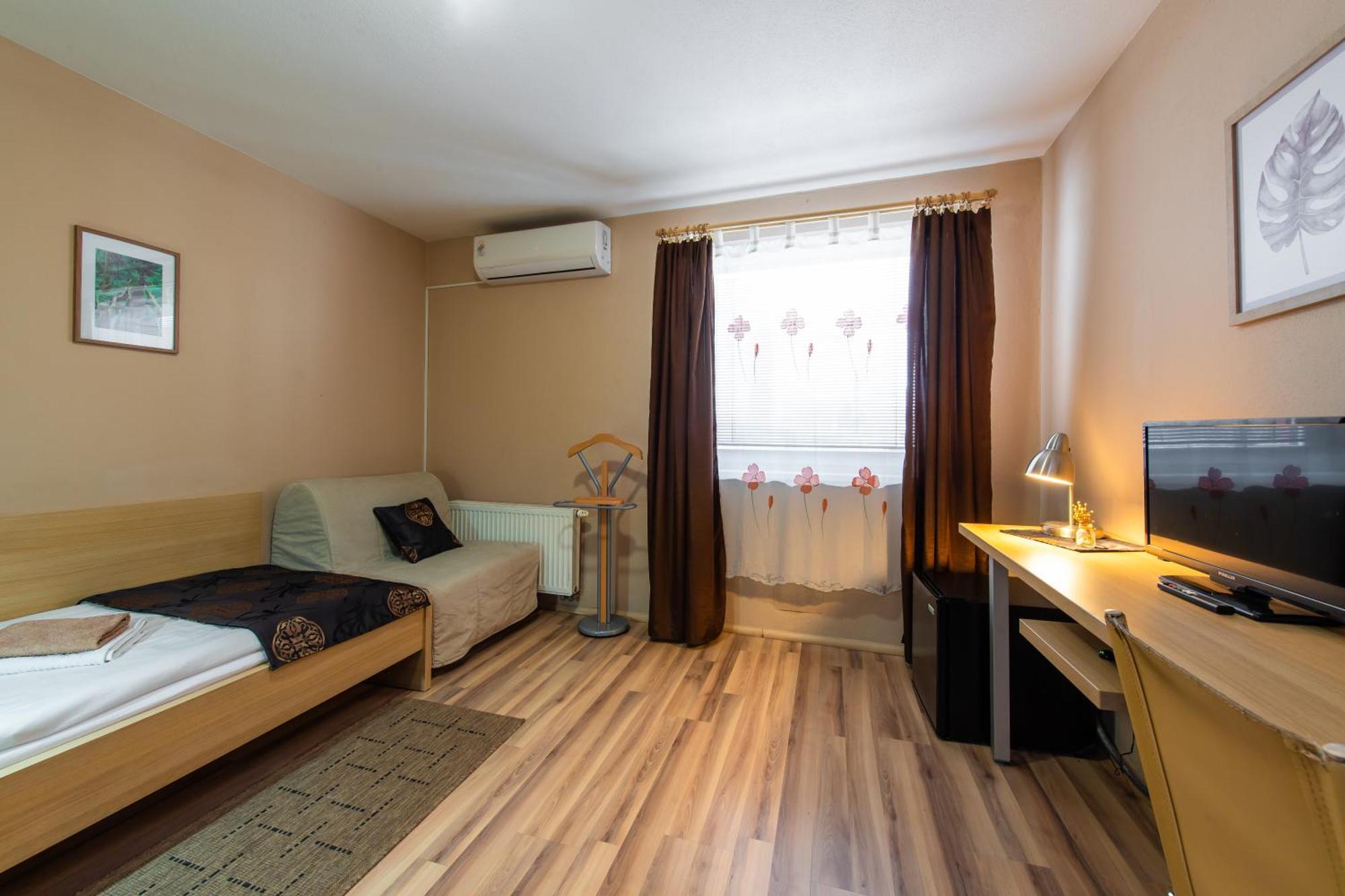 Penzion Siesta Vráble المظهر الخارجي الصورة